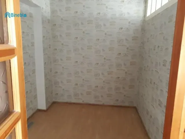 ქირავდება 4 ოთახიანი ბინა