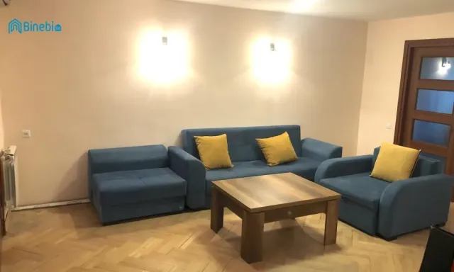 ქირავდება 2 ოთახიანი ბინა