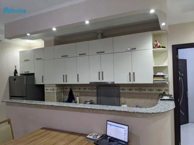 ქირავდება 3 ოთახიანი ბინა