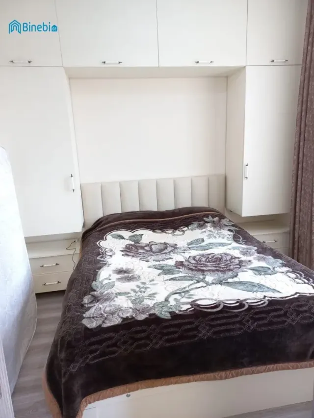 ქირავდება 3 ოთახიანი ბინა