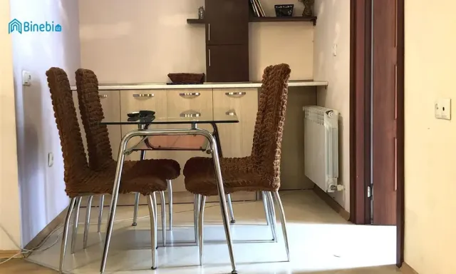ქირავდება 2 ოთახიანი ბინა
