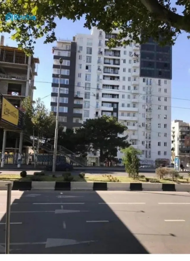 ქირავდება 3 ოთახიანი ბინა