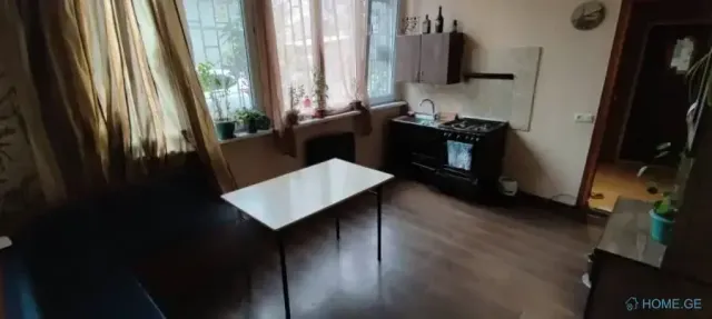 ქირავდება ბინა, 2 ოთახიანი, ძველი აშენებული, თბილისი, ჩუღურეთი