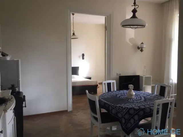 ქირავდება ბინა, 2 ოთახიანი, ძველი აშენებული, თბილისი, ჩუღურეთი